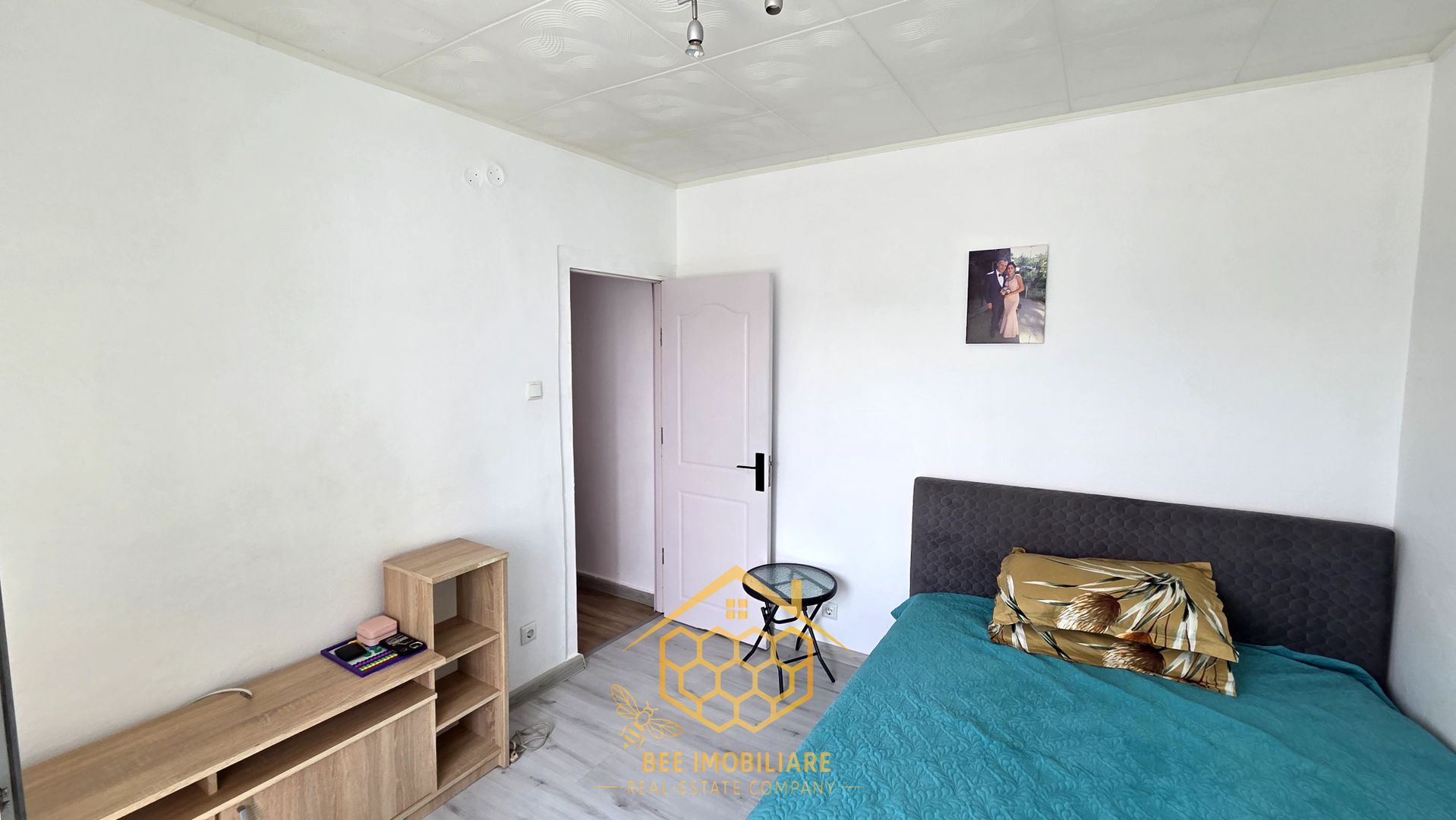 Apartament cu 3 camere in Valea Rosie - Poză 4