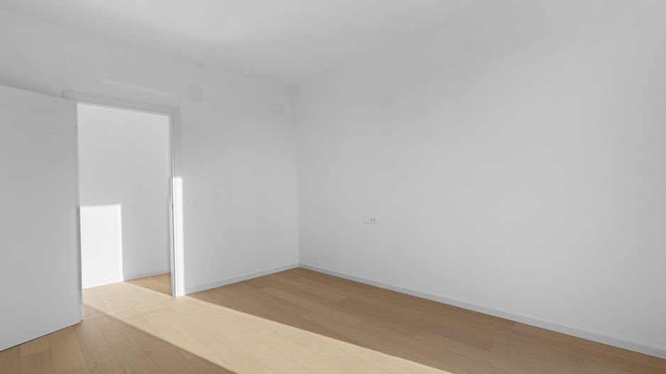 Apartament 4 camere - 112 mp - comision zero - 249000 Euro+tva - Poză 12