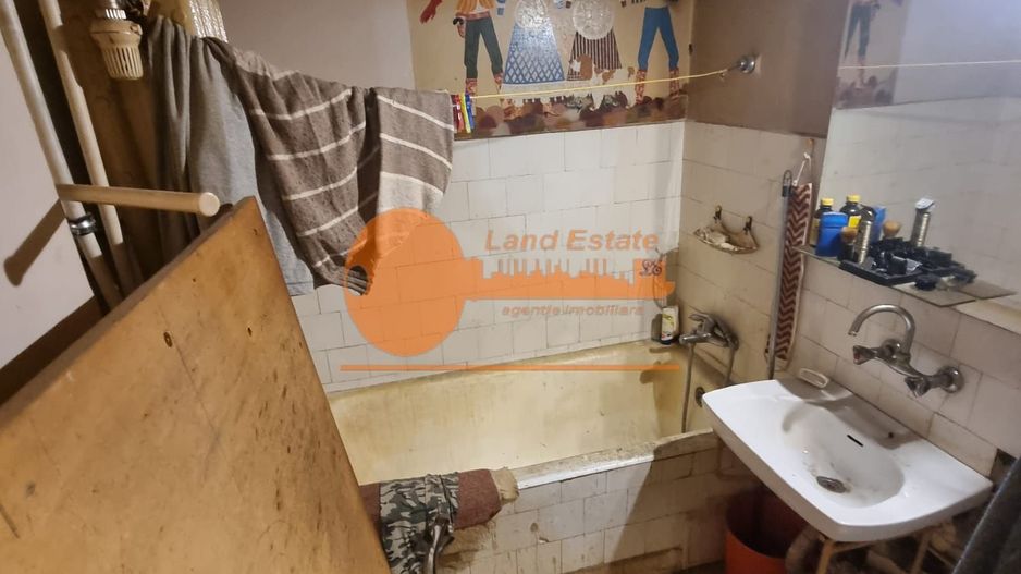 Apartament cu 2 camere zona Giulesti ( Bloc Reabilitat) - Poză 6
