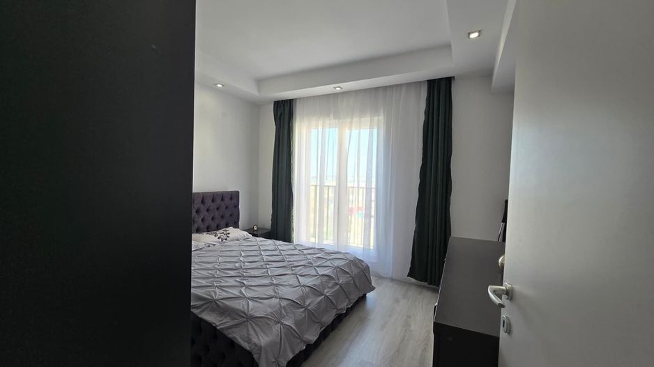 COSMOPOLIS  - STUDIO DUBLU cu vedere la piscina si parcare inclusa - Poză 6