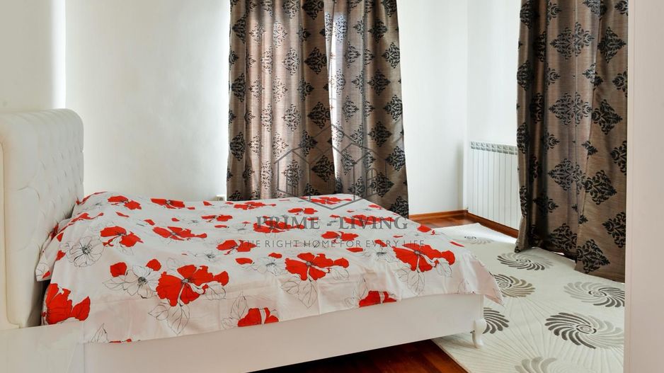 VILA DE LUX CU 6 DORMITOARE SI PISCINA + 800 MP CURTE LA INCHIRIRE - Poză 10