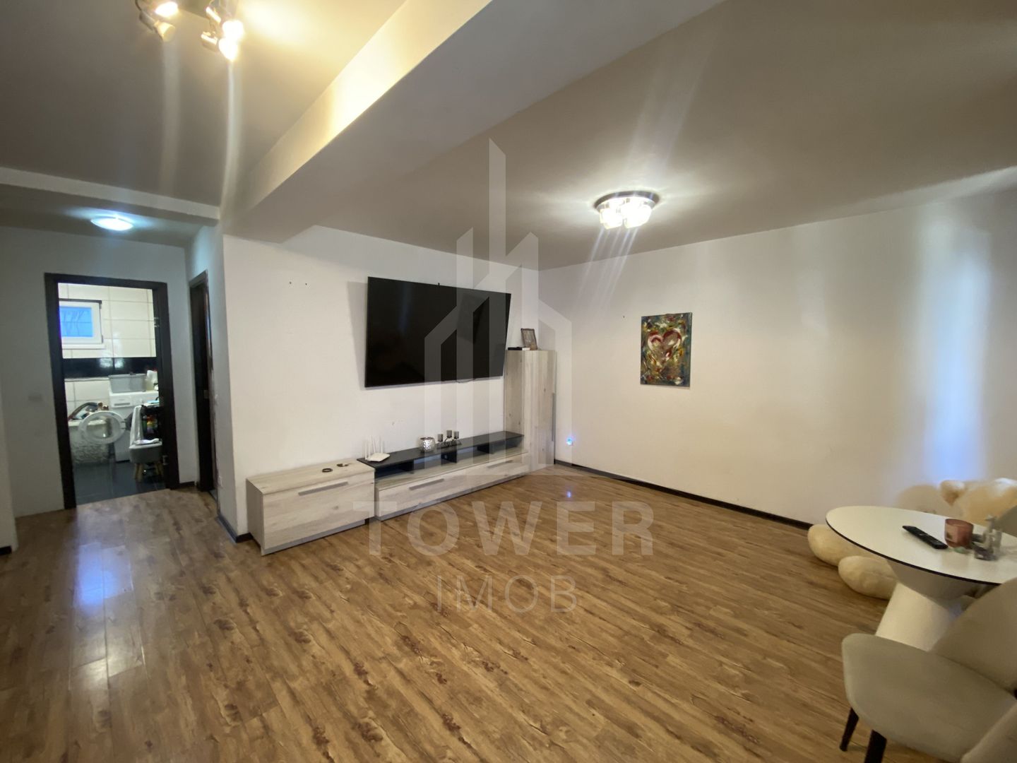 Casă de închiriat | 4 camere | Șura Mare - Poză 1