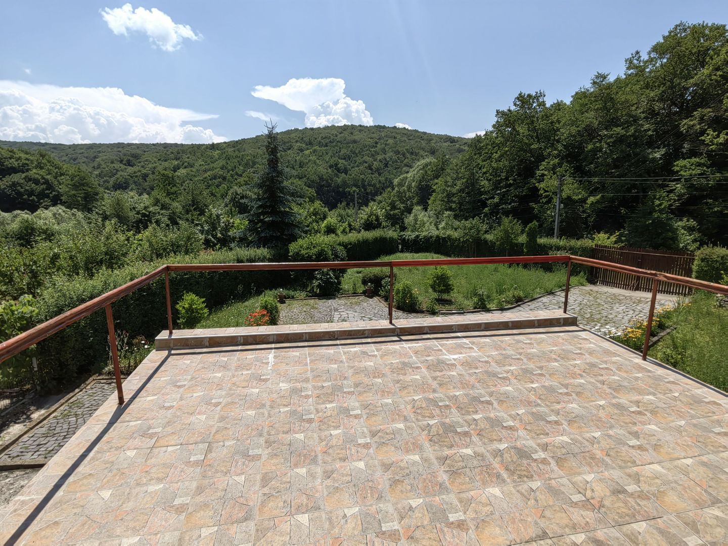 Casa/Vilă  aproape de pădure Vâlcele + 1235 m² teren 160.000 EURO - Poză 19