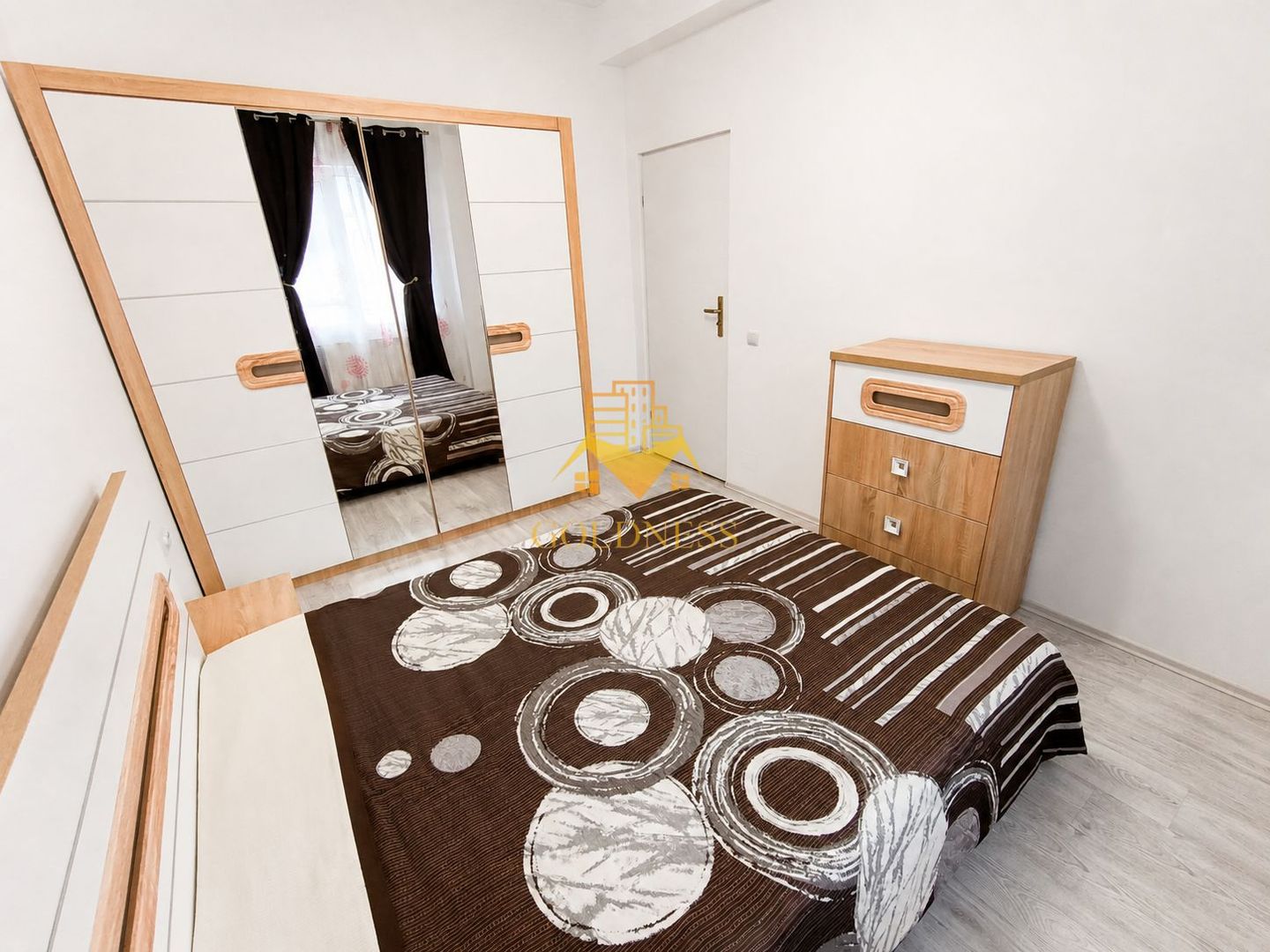 2 camere open space, Modern, Parcare, Buna Ziua, Grand Hotel Italia - Poză 2