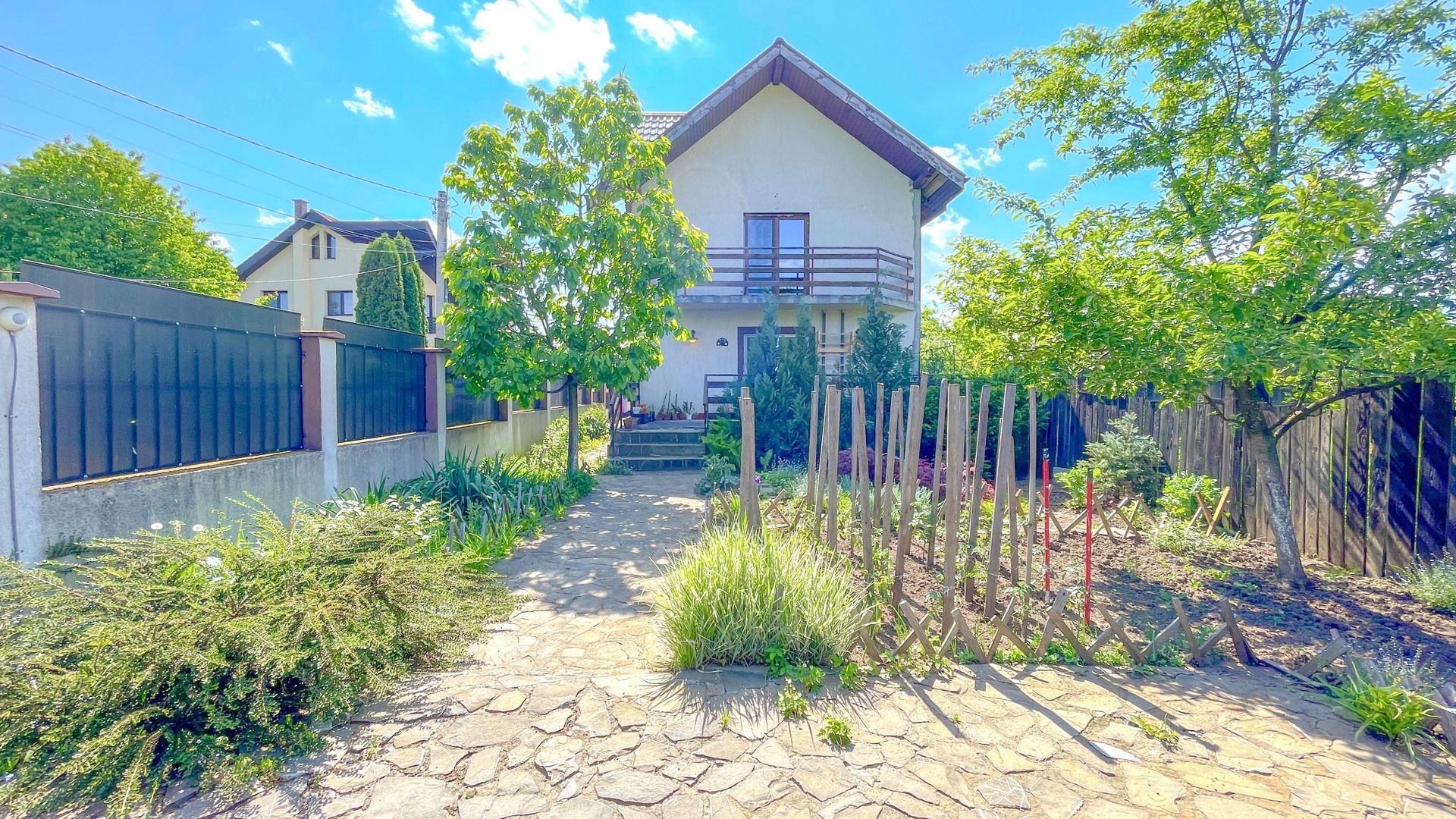 Sanpetru, zona centrala, casa cu 4 camere , pret 175000 euro - Poză 14