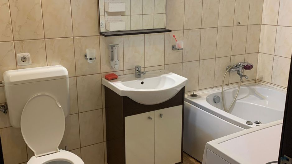 Apartament 2 camere de vanzare Cartier Latin - Poză 3