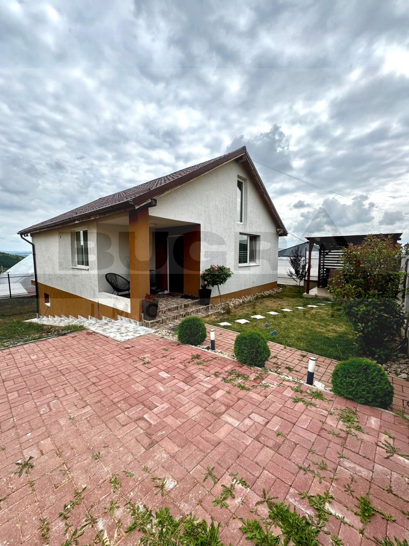 Casa individuala, 83 mp+60 mansarda, curte 300 mp, zona Campenesti - Poză 15