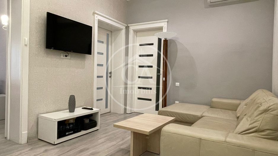 Apartament la casa, de inchiriat cu 3 camere Ultracentral, Oradea - Poză 8