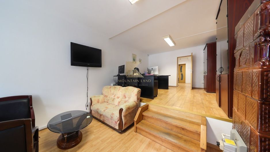 Locație rară în Brașov: ideal pentru regim hotelier sau business - Poză 8