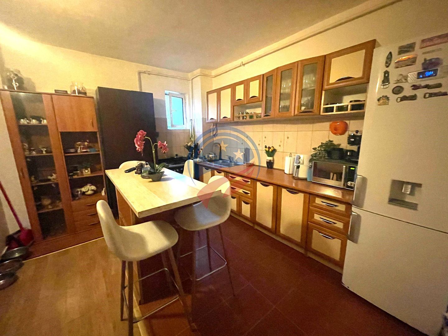 Casa in apropiere de centru 370.000 sau duplex intreg 670.000 euro - Poză 1
