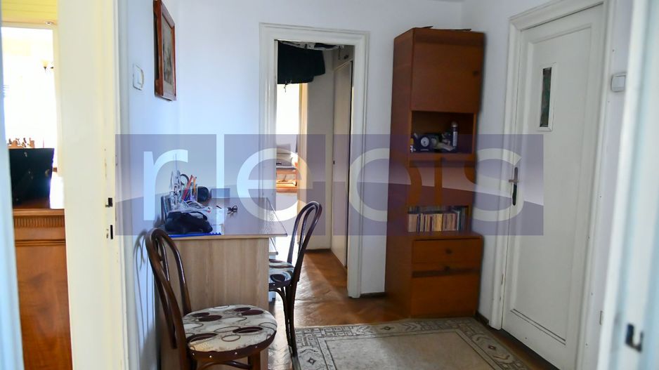 INCHIRIERE| 3 Camere In Vila | CURTE ȘI GARAJ - Poză 9