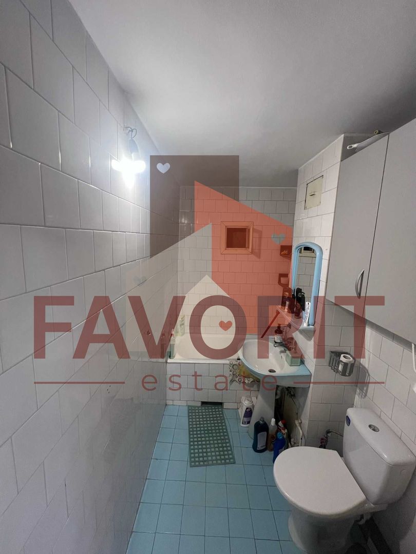 1 camera, decomandat | etaj 2 | centrala proprie | balcon | zona excelenta - Poză 7