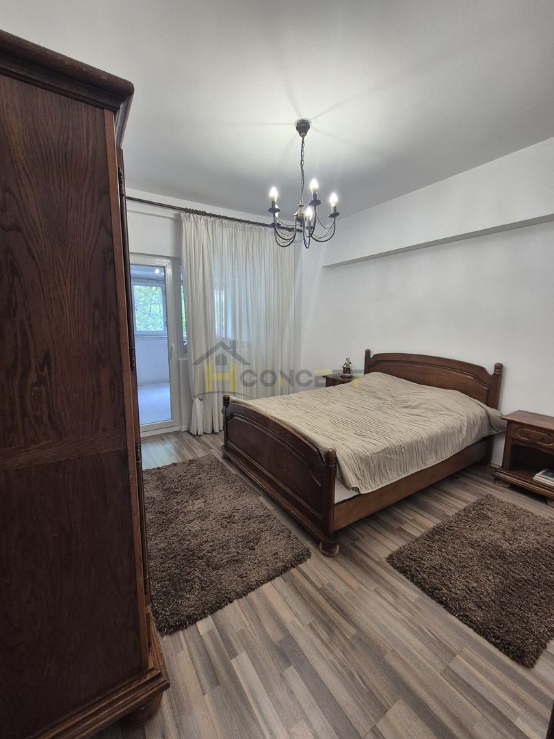 Inchiriere Apartament 3 camere disponibil imediat Bld Decebal - Poză 5