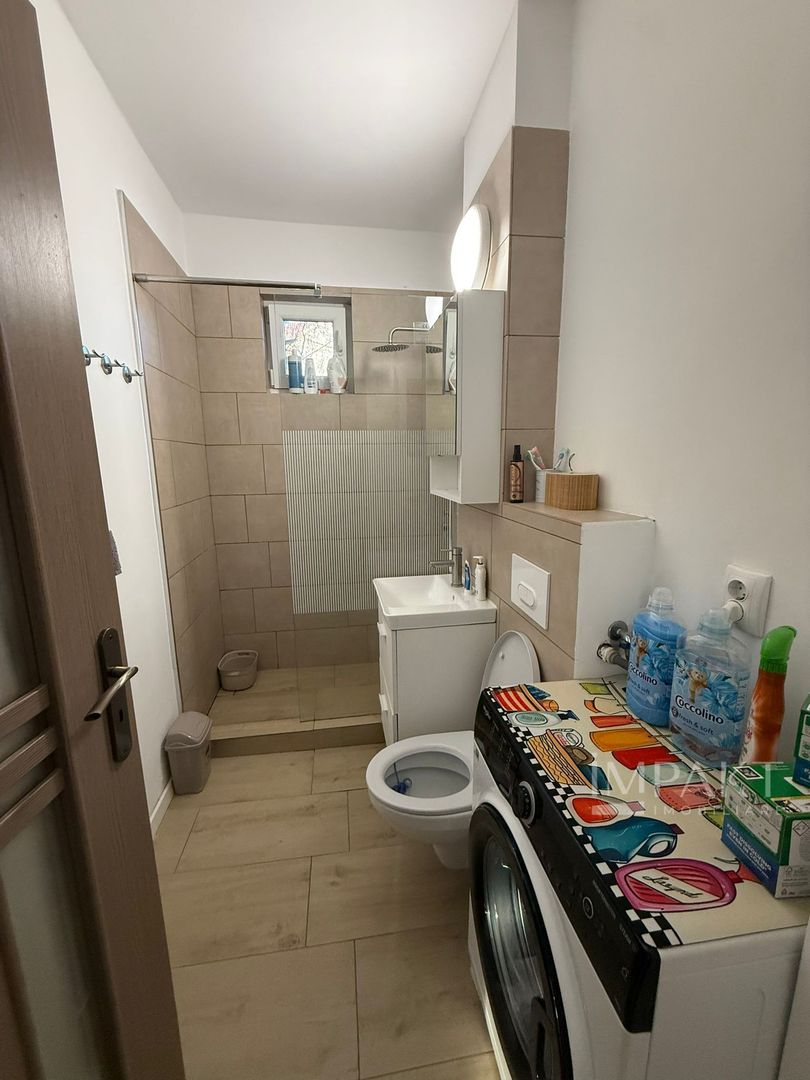 3 camere de inchiriat in zona Platinia - Poză 14
