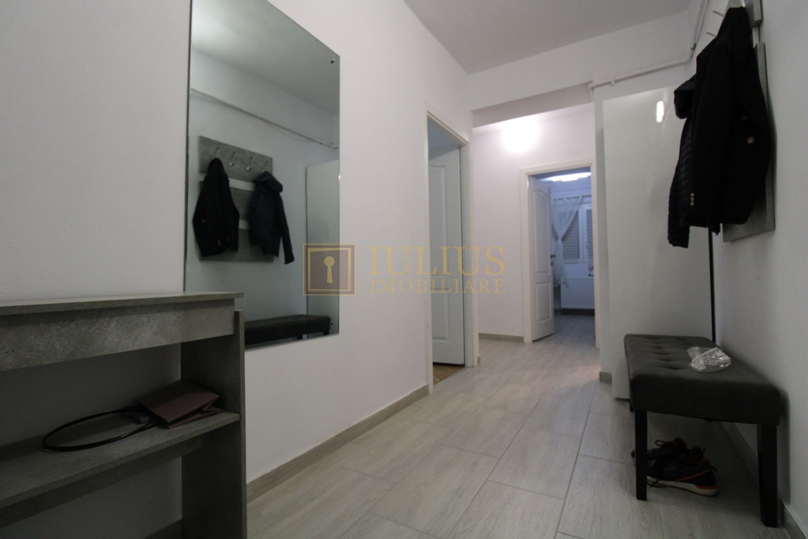 3 camere decomandate, balcon generos de 17 mp, bloc modernizat-Gh Lazăr - Poză 33