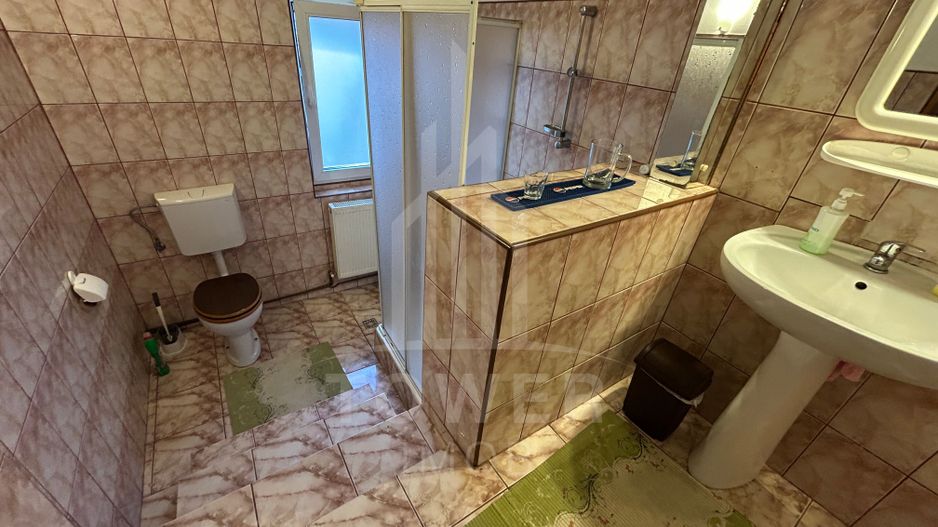 Apartament la casă de închiriat - Șelimbăr, Sibiu - Poză 12