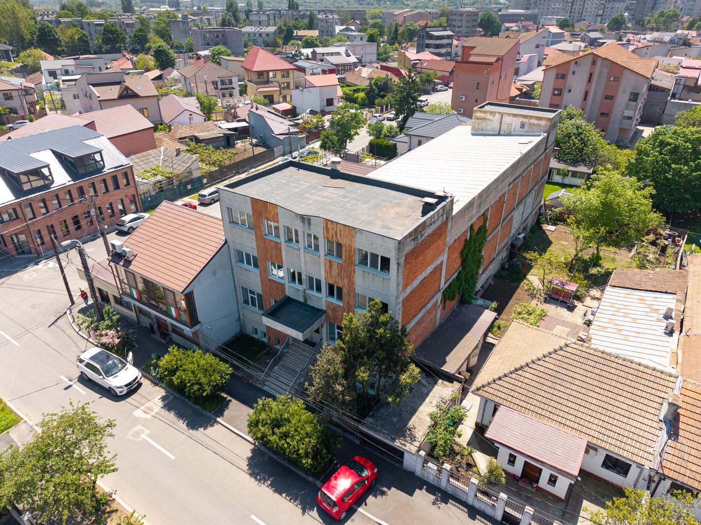 Spatiu comercial premium de inchiriat cu parcare si lift/Constanta - Poză 6