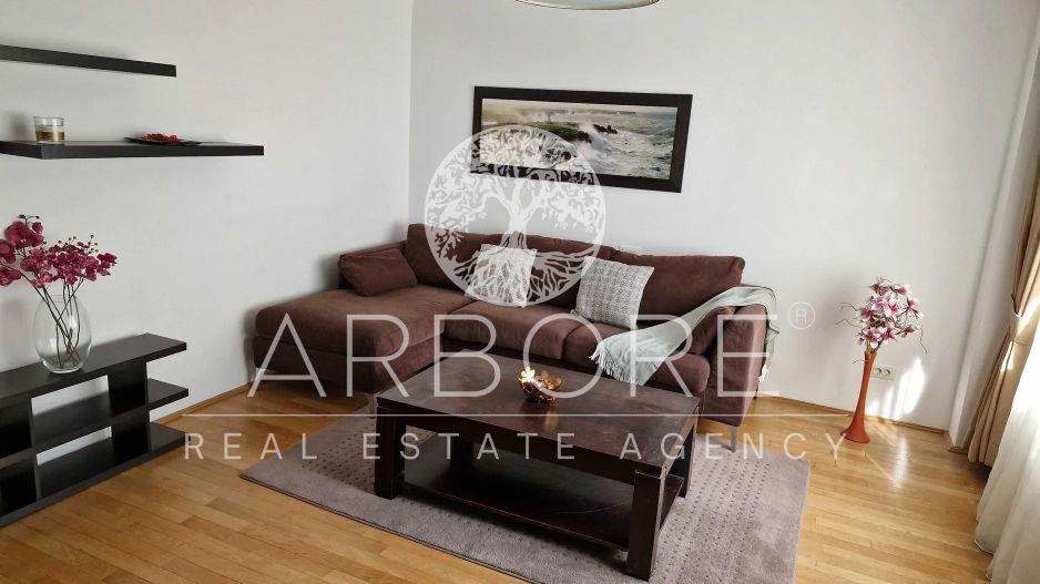 Apartament spațios cu 4 camere în zona Decebal - Poză 2