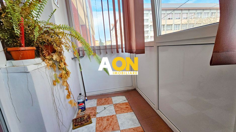 Apartament 3 camere, 2 bai, 2 balcoane, etaj 1, zona Liceului Sportiv - Poză 10
