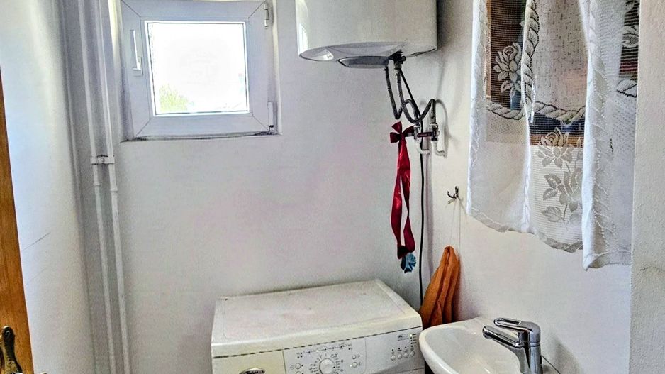 Centrul Civic ,str Toamnei apartament 3 camere cf I dec - Poză 6
