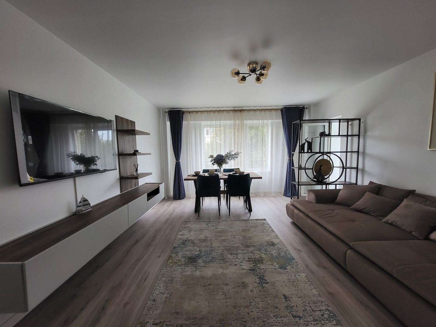 AP. 3 CAMERE P-TA MUNCII, PET-FRIENDLY, LOC PARCARE, CENTRALA, METROU - Poză 1