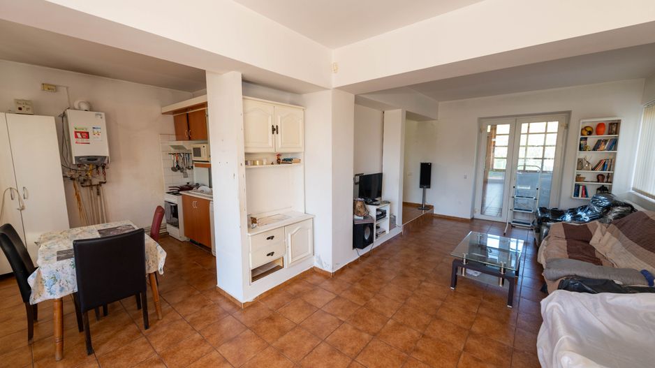 Casa cu 4 camere de vanzare Domnesti - Poză 10