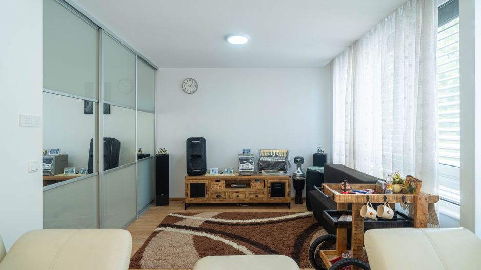 Apartament 2 camere cu lift și cheltuieli mici - Poză 2