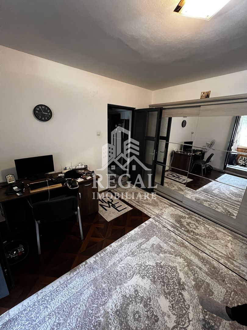 Apartament 2 camere de vânzare – Bd. Traian, zona Altex - Poză 2