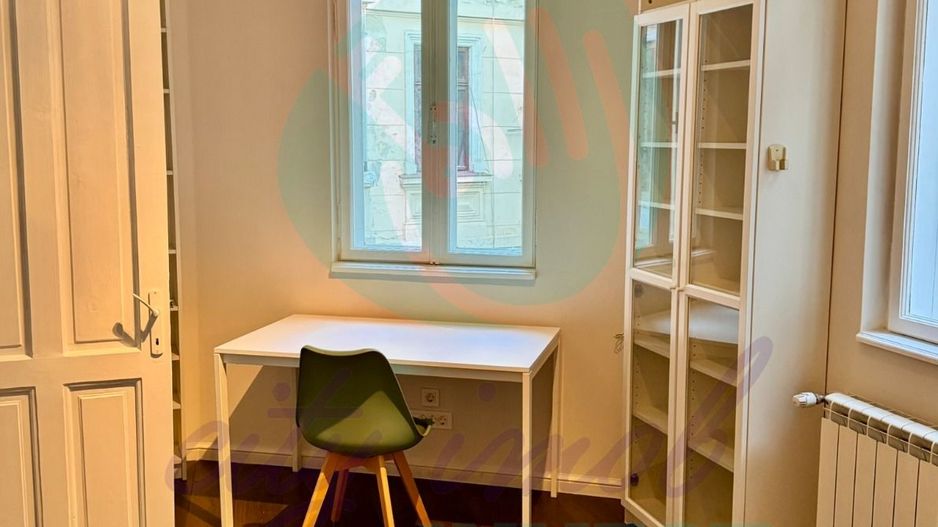 4 camere Vilă interbelică-Parc Tineretului-Centrala proprie - Poză 5