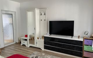 Case cu 7 camere, curte proprie + spălătorie, în Sighetu Marmației - Poză 11