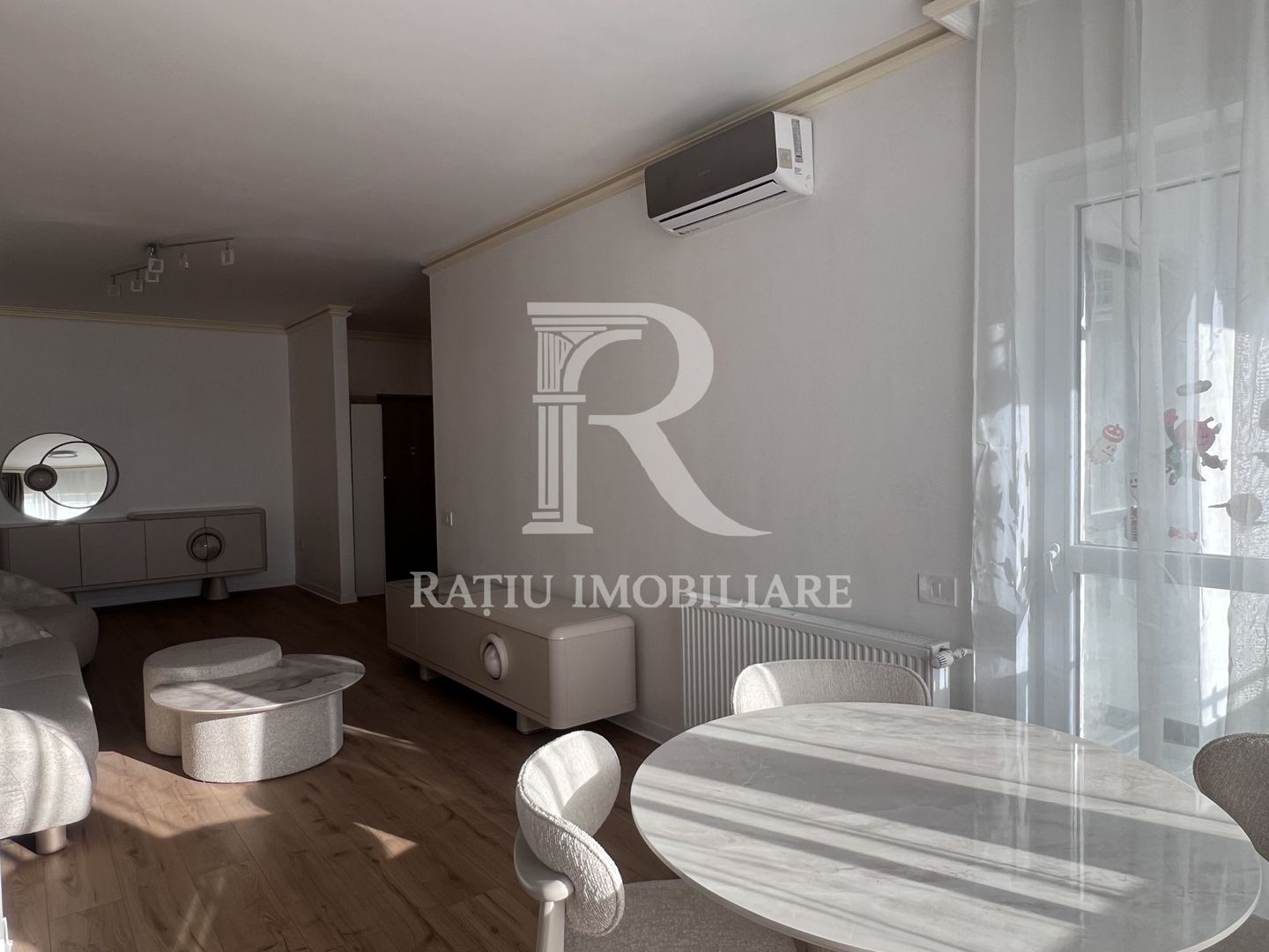 Apartament cu 3 camere |Parcare acoperita| Spitalul Judetean | Oradea - Poză 4