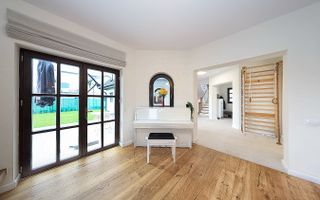 Proprietate Deosebita - Poză 38