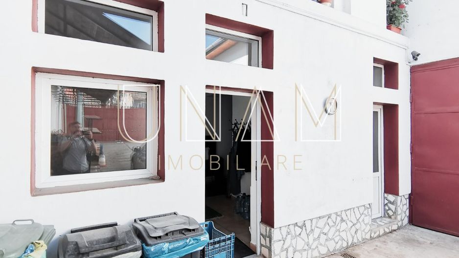 O proprietate Multiple Posibilități VANZARE sau INCHIRIERE - Poză 22