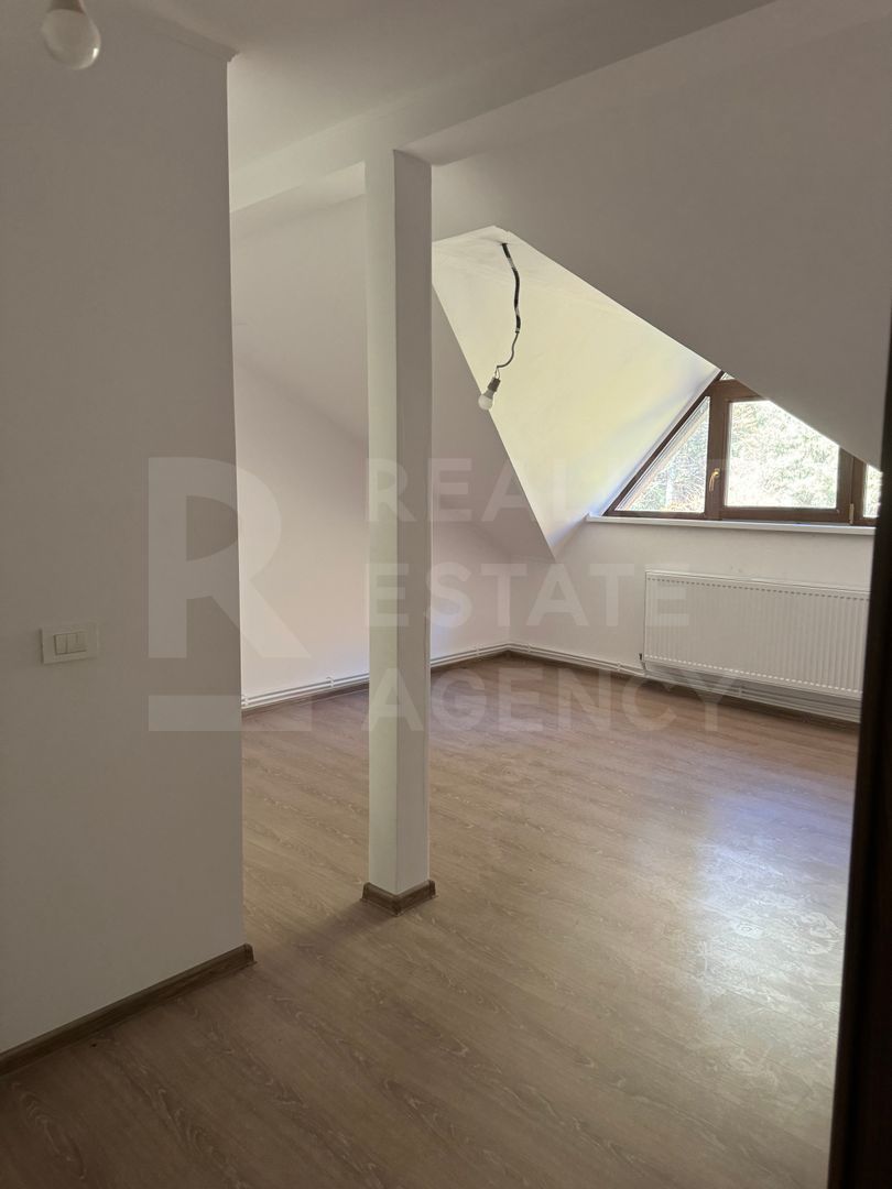 Apartament, 4 camere, Predeal, județul Brașov - Poză 7