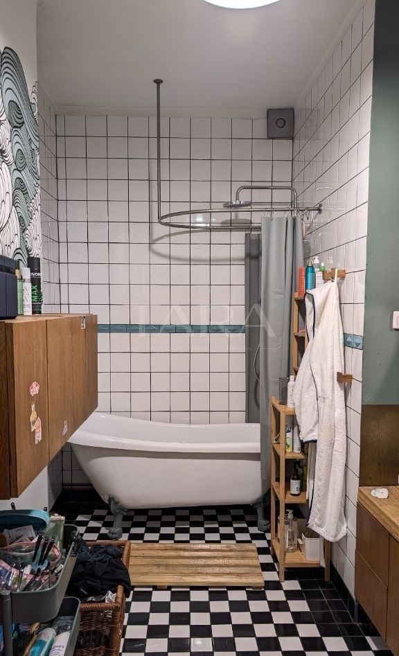 Apartament cu 3 camere Zona Centrala - Poză 11