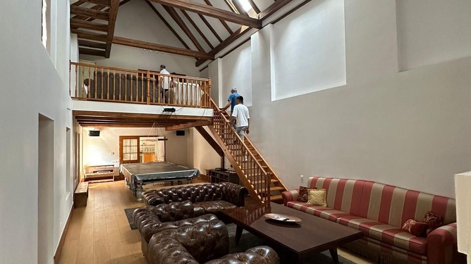 Casa saseasca CRISTIAN,amenajata LUX,pt turism,piscina,curte - Poză 14