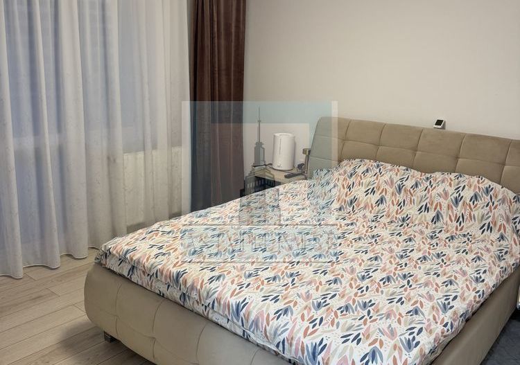 Apartament 3 Camere . 2 bai, 2 balcoane-zona Triaj/Brasov - Poză 3