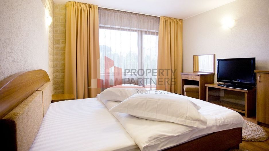 Resort 4 Stele de Vânzare | Fundata Brașov | 45.000mp | 43 Unități | - Poză 6