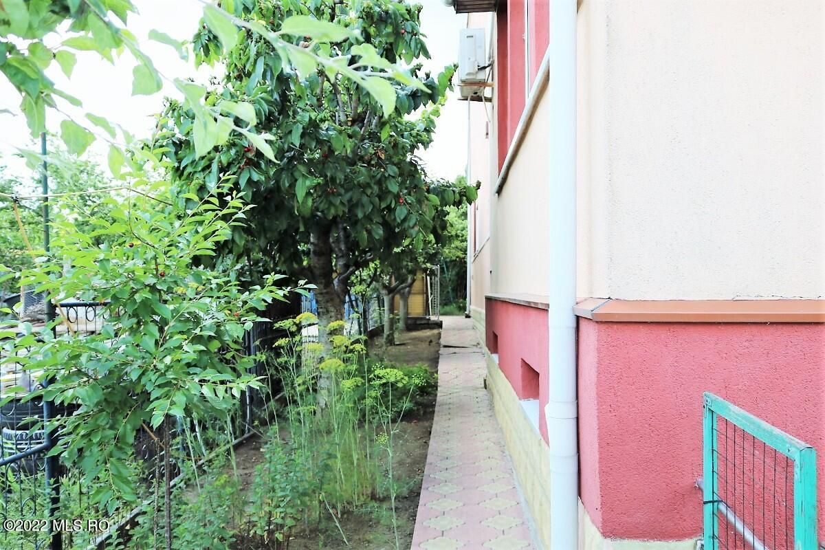 Ovidiu - Str. Nationala, Vila P+1E, teren 1094 mp, vedere la lac! - Poză 42