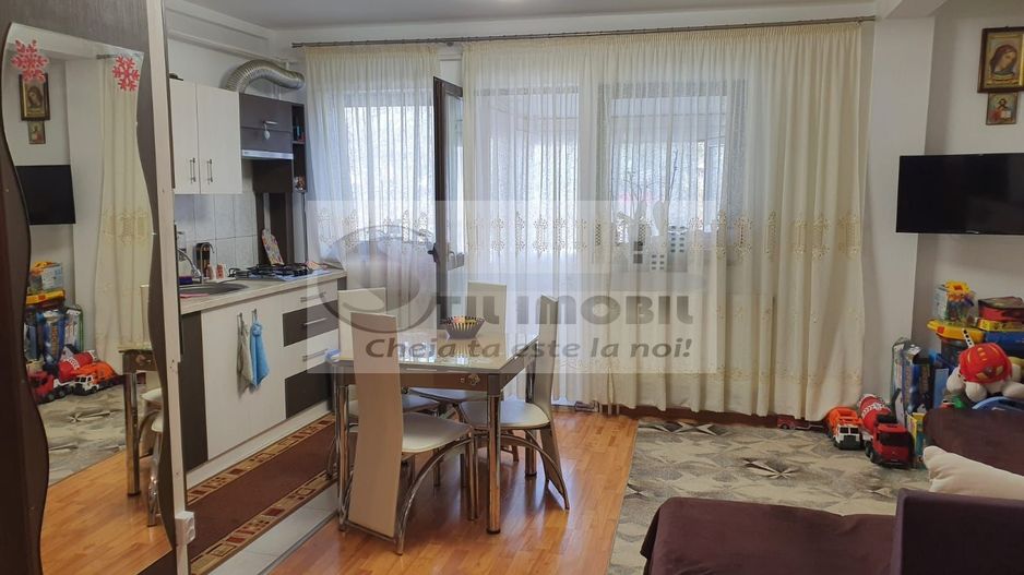 Vând apartament 3 camere – Tătărași (Aviației), Iași – 72,93 m - Poză 1