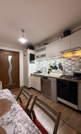 Aradului | 3 Camere | Decomandat | Bloc Izolat - Poză 5