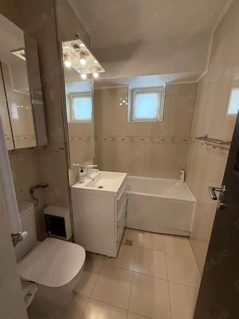 Vanzare Apartament 2 Camere Transformat in 3Camere Lux Stradal Bd. Unirii - Poză 7