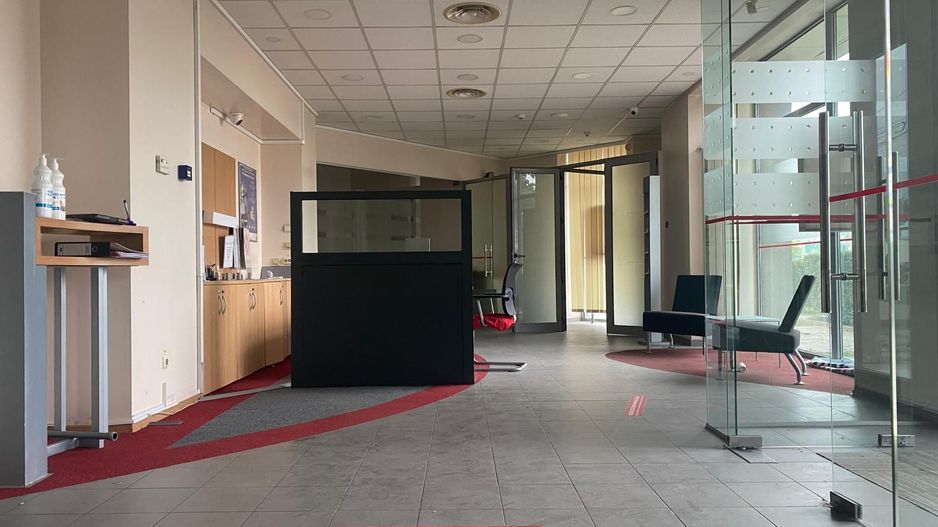 Spațiu comercial de închiriat-zonă ultracirculată, Micro 3 -Târgoviște - Poză 1