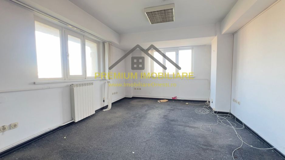 CLADIRE DE BIROURI - Poză 7