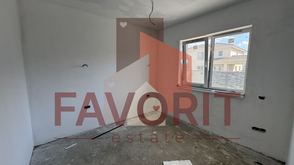 Duplex 5 camere ,despartit prin camera tehnica, finisat la cheie in Mosnita - Poză 9