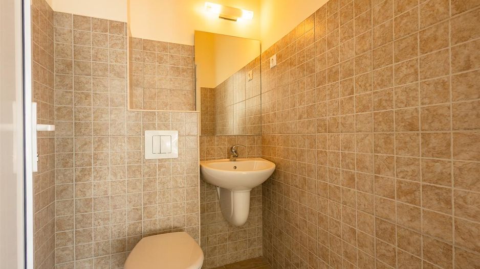 Spatiu comercial nou, componenta si dotari apreciabile, Calea Bucuresti, Brasov - Poză 31