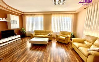 Casa lux in localitatea Sânmartin - Poză 2