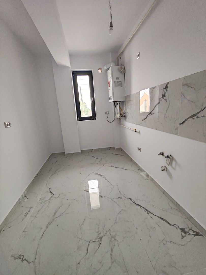 INTABULAT! Apartament 1 camera, 38mp, 64000 euro-Hlincea- Poitiers - Poză 3
