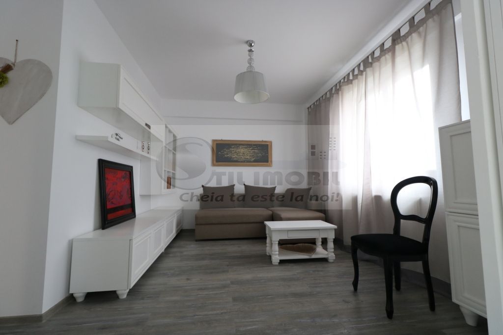 APARTAMENT 2 CAMERE DECOMANDAT PLATOU GALATA-350 € - Poză 1