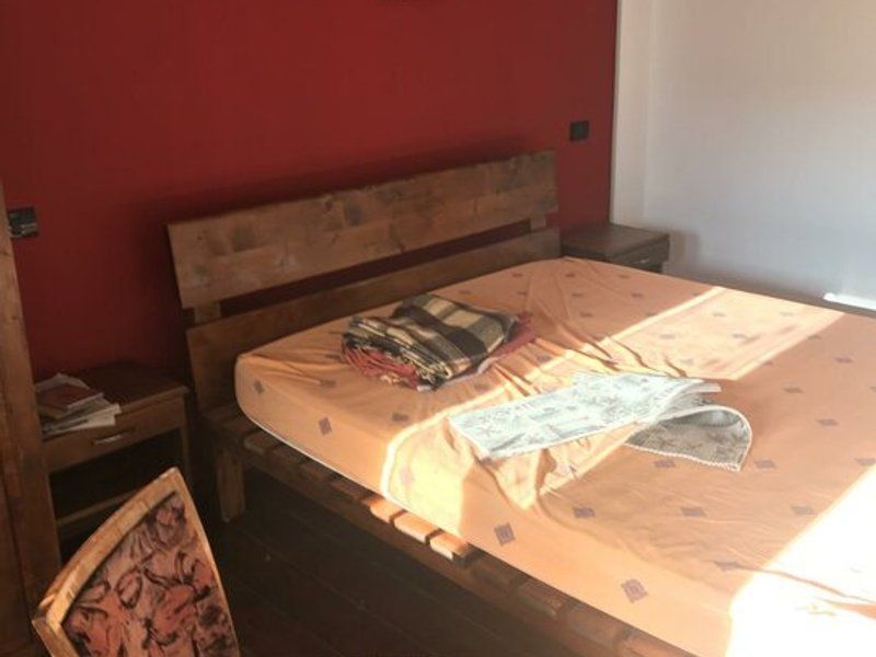 Oportunitate de investitie, o cladire D+P+M rustica in comuna Pischia - Poză 6